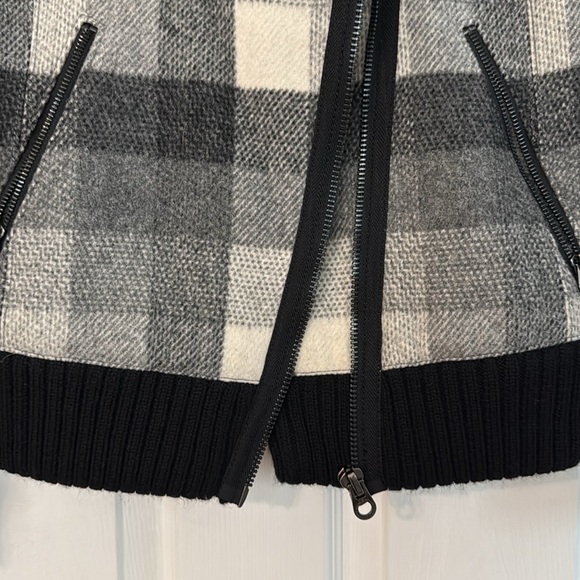 Like New Juicy Couture Wool Cropped Moto Jacket - Picture 6 of 10